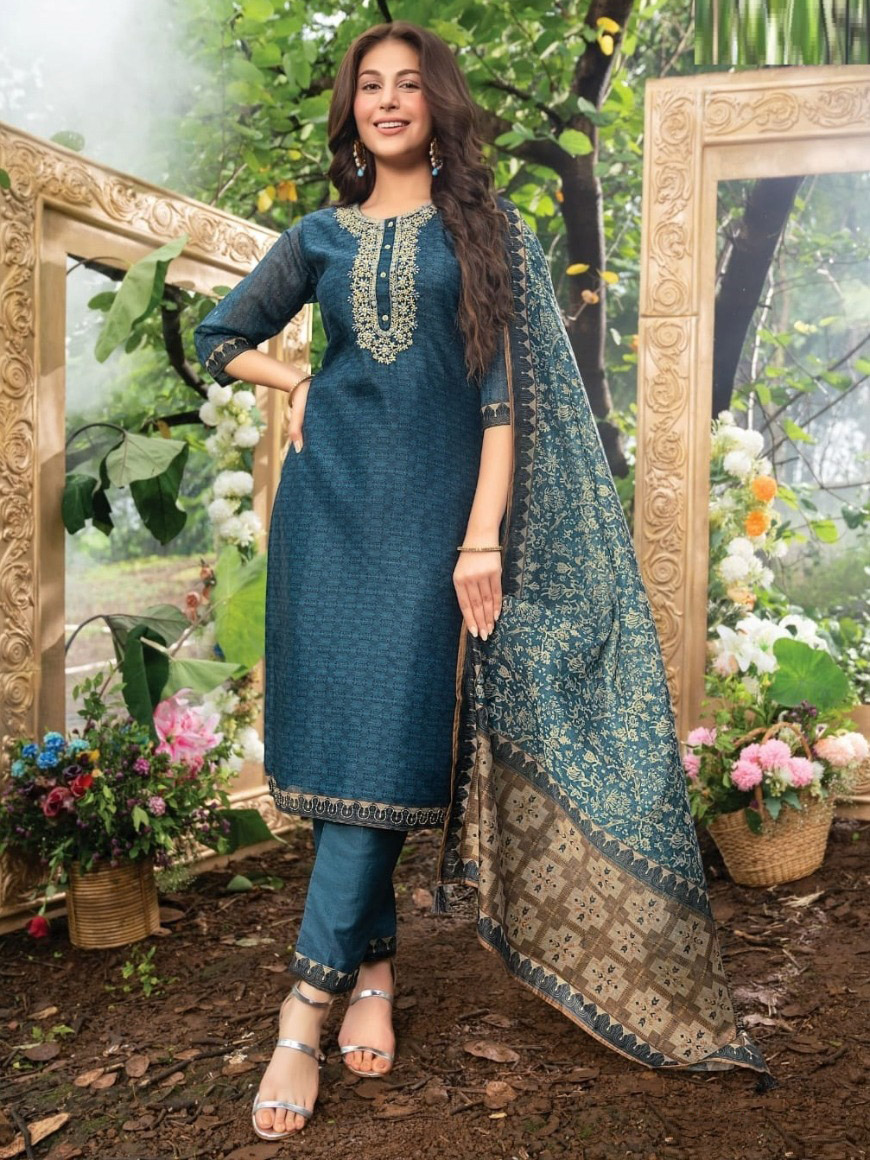 Salwar Suits : Shehnaaz gill dark green velvet salwar suit