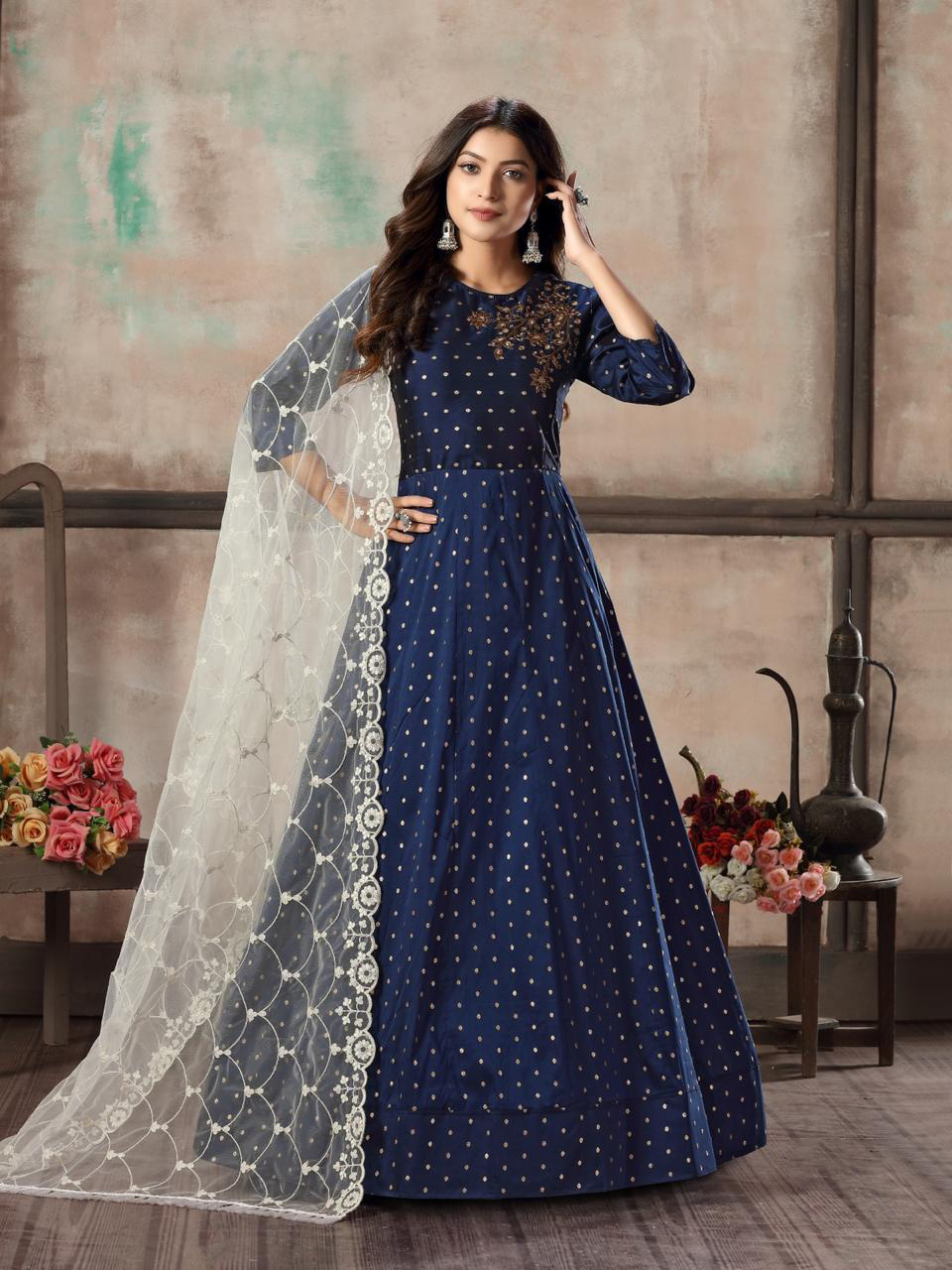 Indo Western Gown - Buy Indo Western Gown online in India