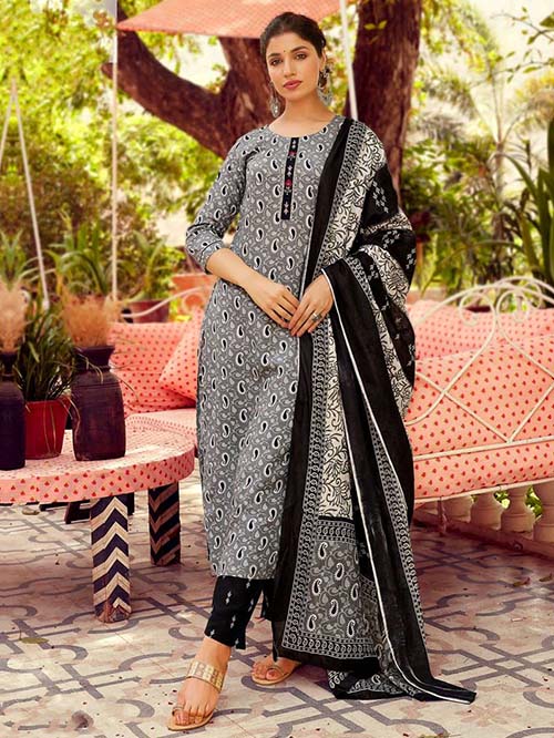 salwar kameez