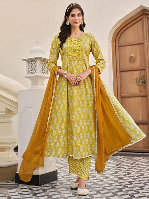 salwar kameez